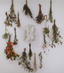 Edi-Dubien-Installations-et-sculptures-la-maison-de-l-ange-2