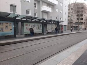 14-Musee-d-art-contemporain-de-Lyon-abris-du -Tramway-Lyon