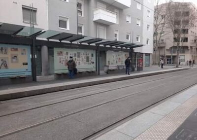 14-Musee-d-art-contemporain-de-Lyon-abris-du -Tramway-Lyon